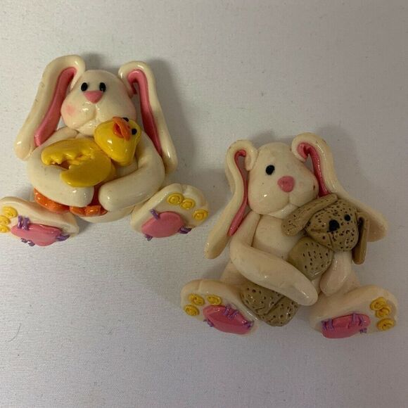 Vintage lot of 2 Easter Bunny Rabbit Brooch Pin - Picture 1 of 8